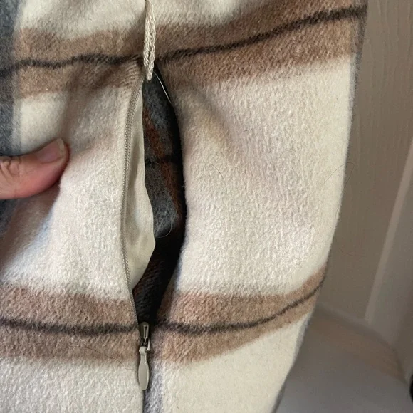 Frank and oak Shacket missing button - Picture 2 of 3